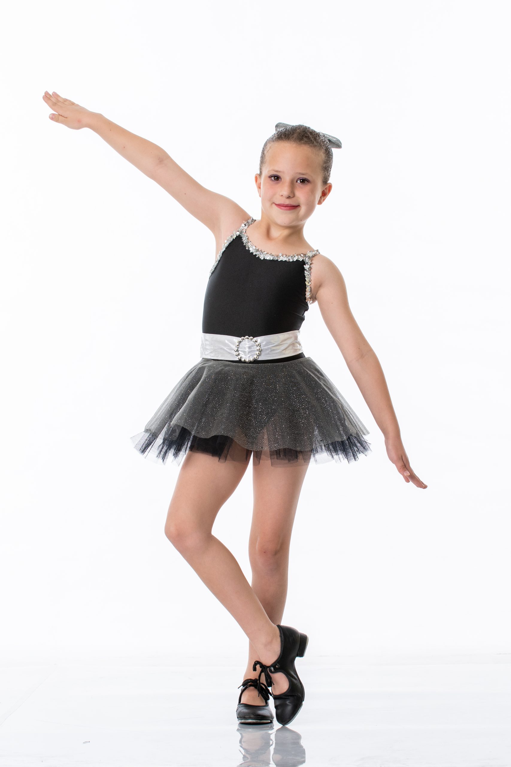Beginner tap dance class at Hooked On Dance